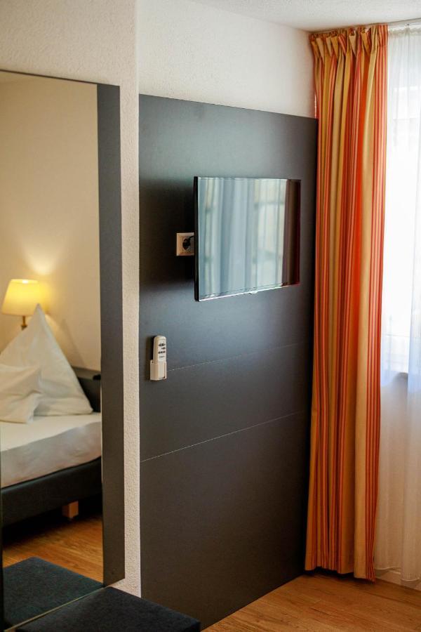 Bodensee-Hotel Kreuz Uhldingen-Muehlhofen Ngoại thất bức ảnh