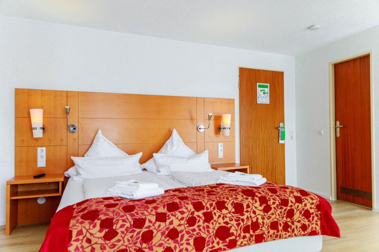 Bodensee-Hotel Kreuz Uhldingen-Muehlhofen Ngoại thất bức ảnh