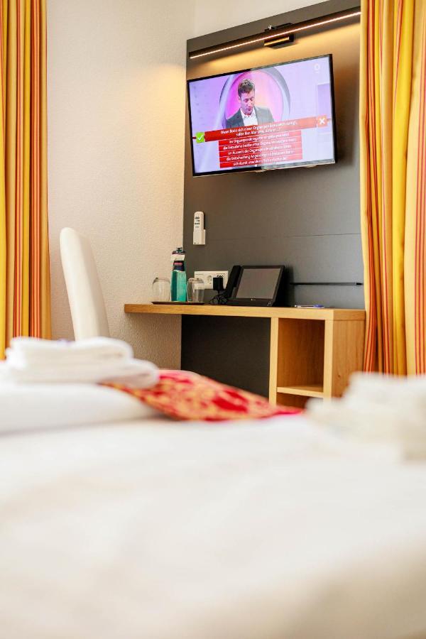 Bodensee-Hotel Kreuz Uhldingen-Muehlhofen Ngoại thất bức ảnh