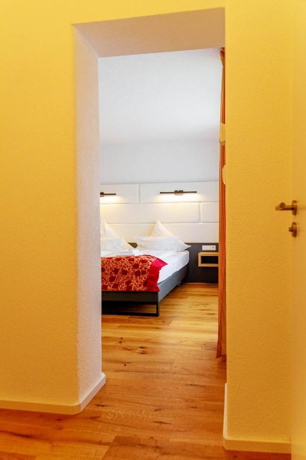 Bodensee-Hotel Kreuz Uhldingen-Muehlhofen Ngoại thất bức ảnh